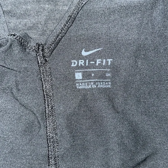 NIKE Dri-Fit Breathe Sleeveless Tank Top Training - Picture 11 of 12